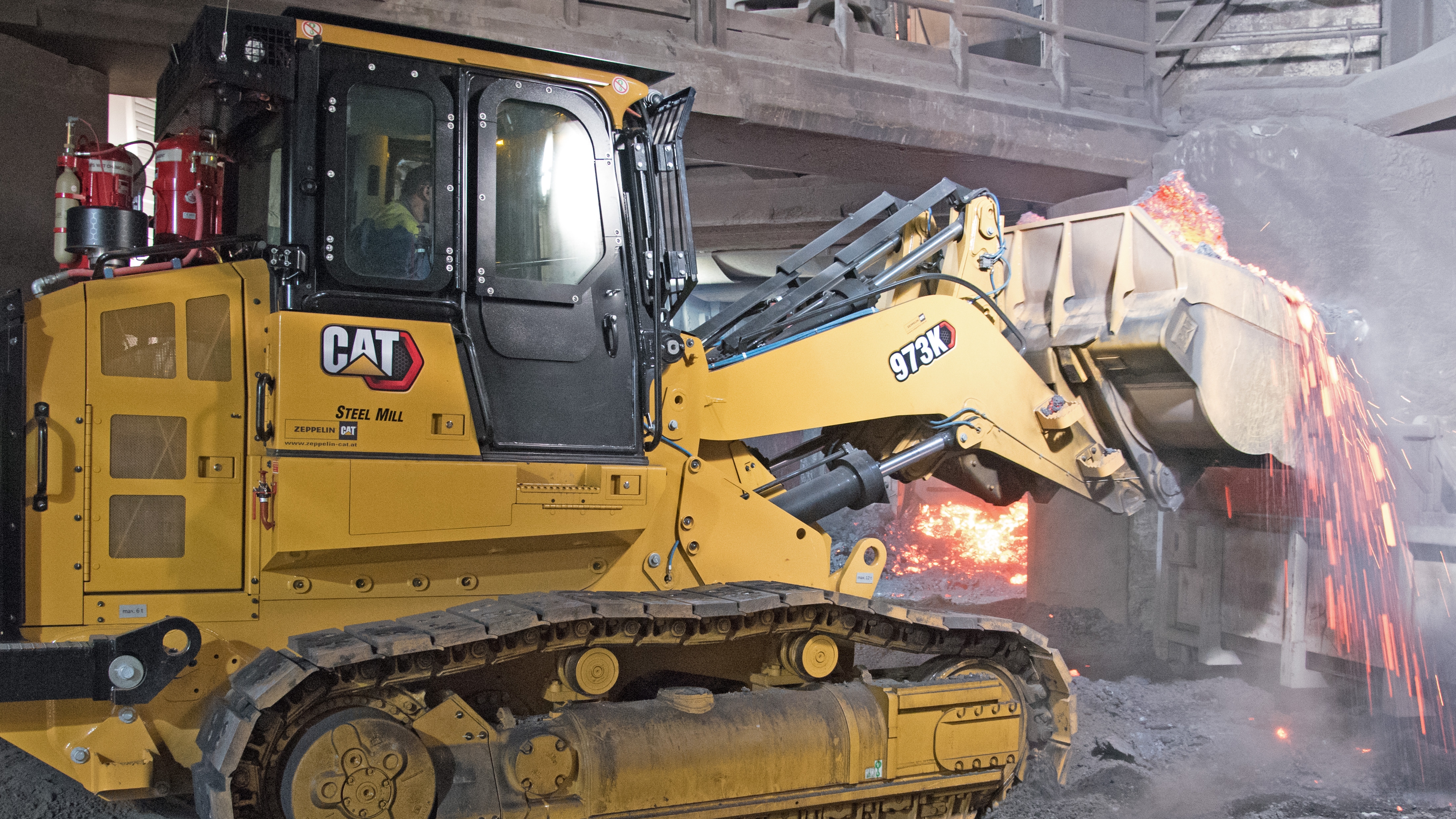 Marienhütte: Effizienter Schlackentransport durch neuen Cat 973K Steel Mill 